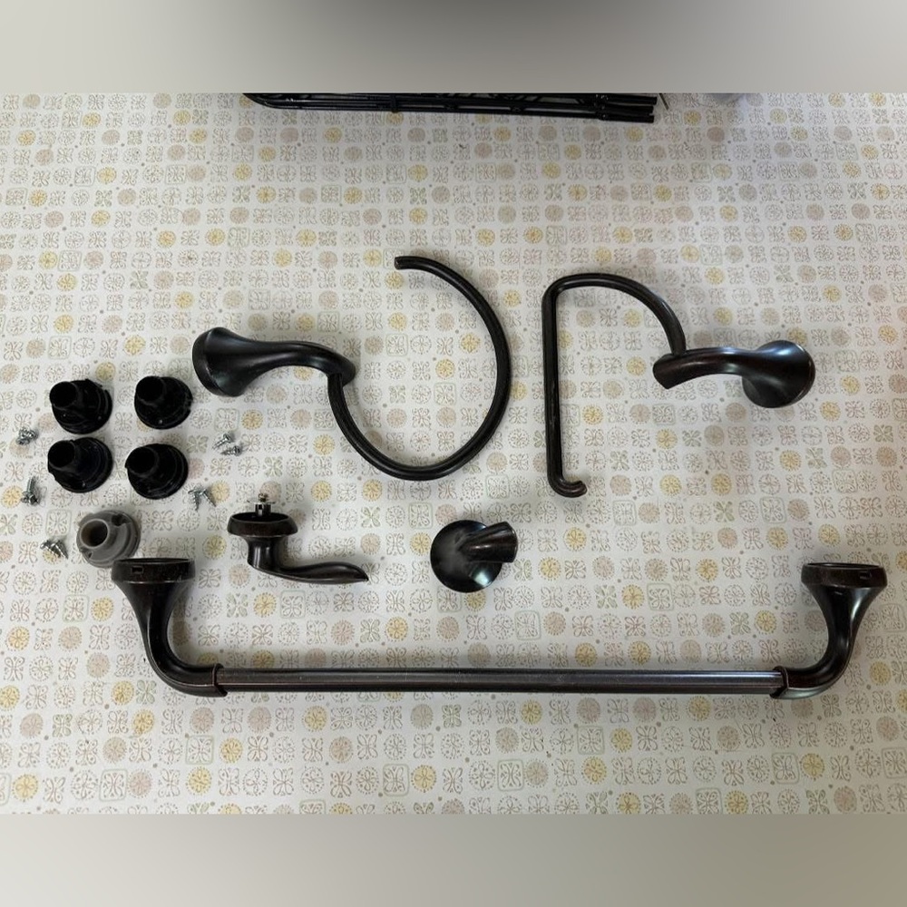 Black Bathroom Set